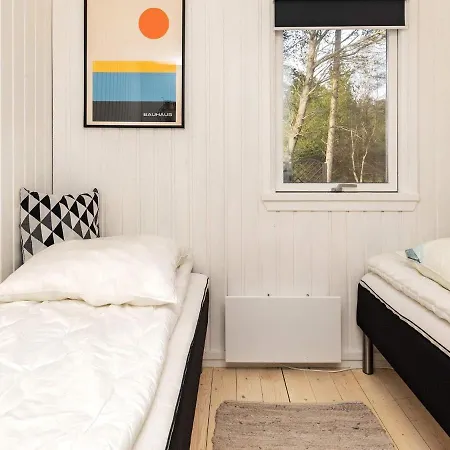 4 Person In Hals-by Traum Feriehus *